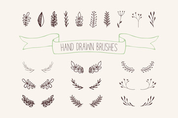 Set hand drawn wreaths. Floral design elements