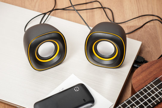 mini usb speakers