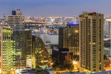 View Bangkok city tour assistance at sunset