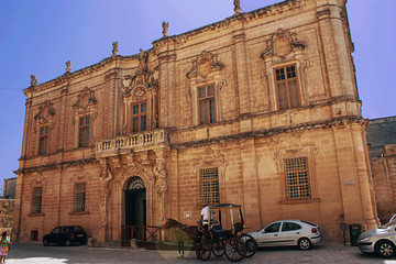 Fototapeta na wymiar Renaissance building in Mdina, Malta