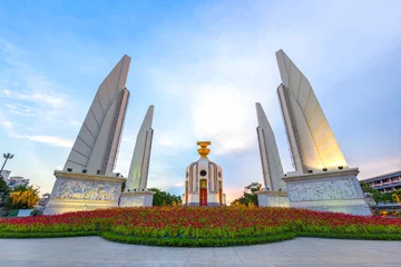 Gordijnen The Democracy Monument is a historical of constitution monument © funfunphoto
