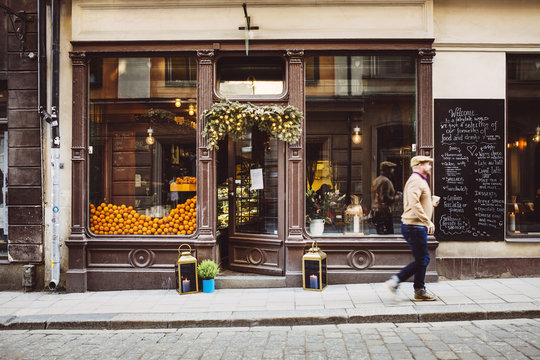 Exterior of old fashioned restaurant