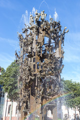 Mainz, der Fastnachtsbrunnen auf dem Schillerplatz. (September 2016)