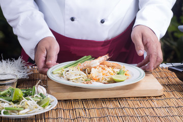 Chef presented Pad Thai plate