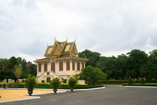 The royal palace , Cambodia