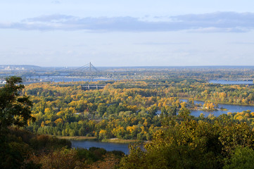 Obraz premium Kiev bridges and islands at autumn