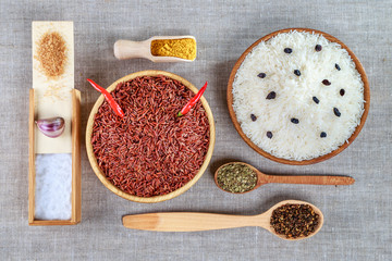 рис и специи для приготовления плова