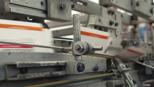 printing_machine_at_work _2