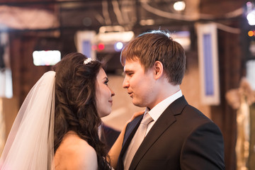 groom and bride portrait