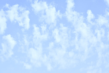 Obraz premium Sky with vertical clouds