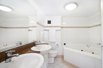 Fototapeta na wymiar Modern bathroom in luxury apartment 