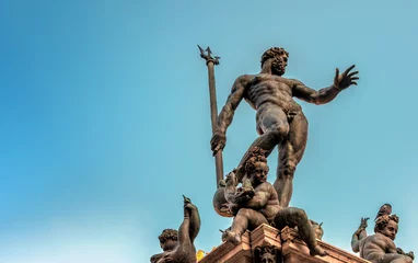 Papier Peint photo Monument artistique Neptune Statue in Bologna, Italy