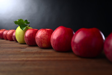 Fototapeta na wymiar ripe juicy apples