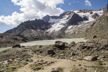Massif de l'Oisans - Lac des Quirlies - Isère.