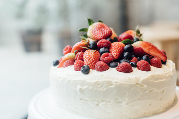 Mix berry cake