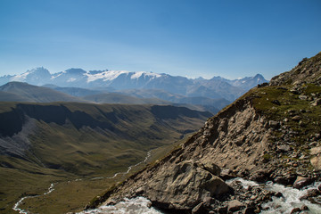 Massif de l'Oisans - Lac des Quirlies - Isère.