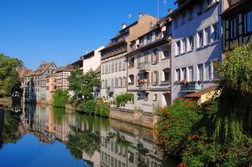 Fototapeta na wymiar Strassburg im Elsass, Petite France - Strasbourg Petite France in Alsace
