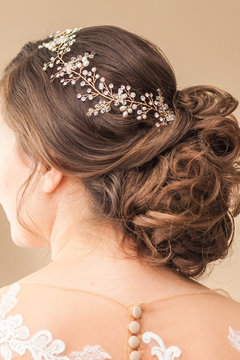 Brautfrisur mit Haarband