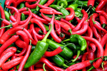 peperoncini rossi e verdi