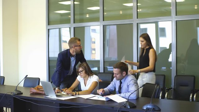colleagues are actively discussing the business plan