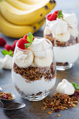 Banana and granola breakfast parfait