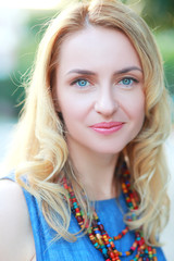 Naklejka premium blond woman