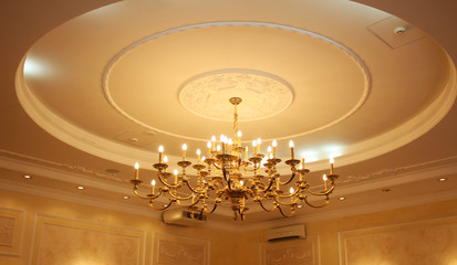 Chrystal chandelier