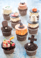 Halloween cup cakes