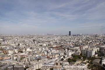 Fototapeta premium Panorama urbain à Paris, vue aérienne 