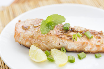 A food is fried fish and vegetable.
