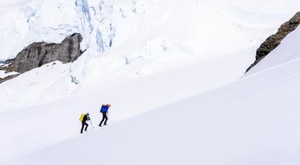 Gardinen Ice Climbing on glacier in the mountains of Switzerland - Aletsch Glacier © Simon Dannhauer