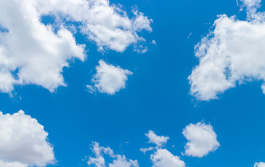 Obraz na płótnie Canvas Blur clouds on the sky with sun light