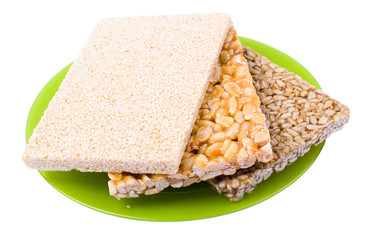 Gozinaki: sunflower seeds, the peanut, sesame