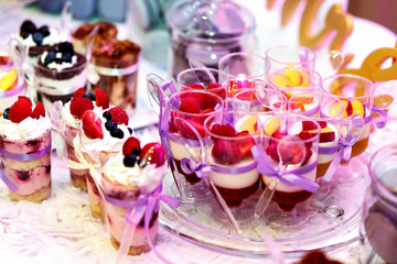Obraz na płótnie Canvas sweet desserts