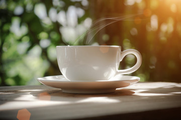 Obraz premium morning coffee in the garden