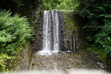 清流　小川　滝　川　森