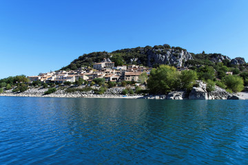 Village de Provence lac Sainte-croix