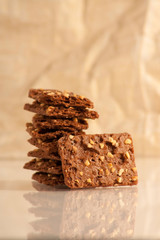 Gestapelte, knusprige Kekse