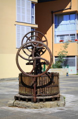 Pressoir &agrave; Lons-le-Saunier.