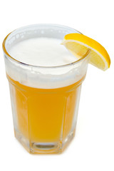 Light unfiltered beer with foam