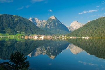 Am Achensee mit Blick auf Pertisau