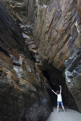 CUEVA MARINA Y CHICA