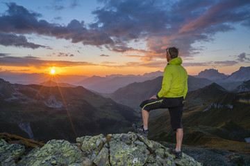 Fototapeta premium Sonnenuntergang in den Alpen