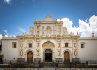 Fototapeta na wymiar San Jose Cathedral - Antigua, Guatemala