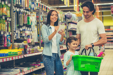 Family in the supermarket