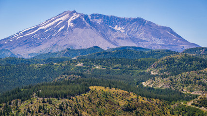 Obraz na płótnie Canvas Amazing landscape near Mount St Helens National Park, East Part, South Cascades in Washington State, USA
