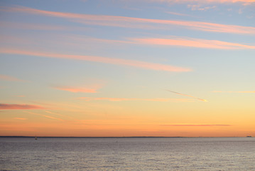 Naklejka na ściany i meble Colorful sunset over the sea.