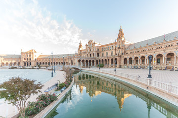 Fototapeta na wymiar Reflection of Spanish Square (Plaza de Espana) in Sevilla, Spain