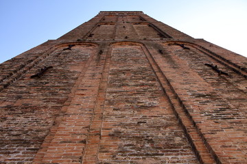 Turm der Kirche Santi Maria e Donato