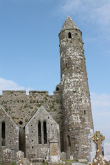Obraz premium Round Tower of Rock of Cashel